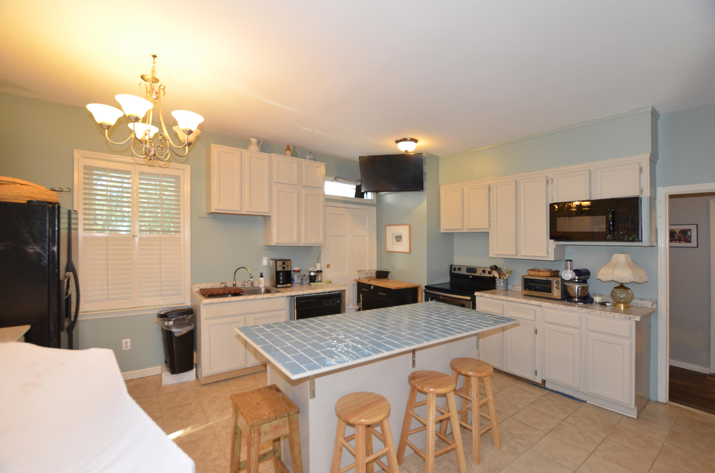 830 West Carolina Road McClellanville, SC 29458 - Photo 16 of 31 16-Kitchen