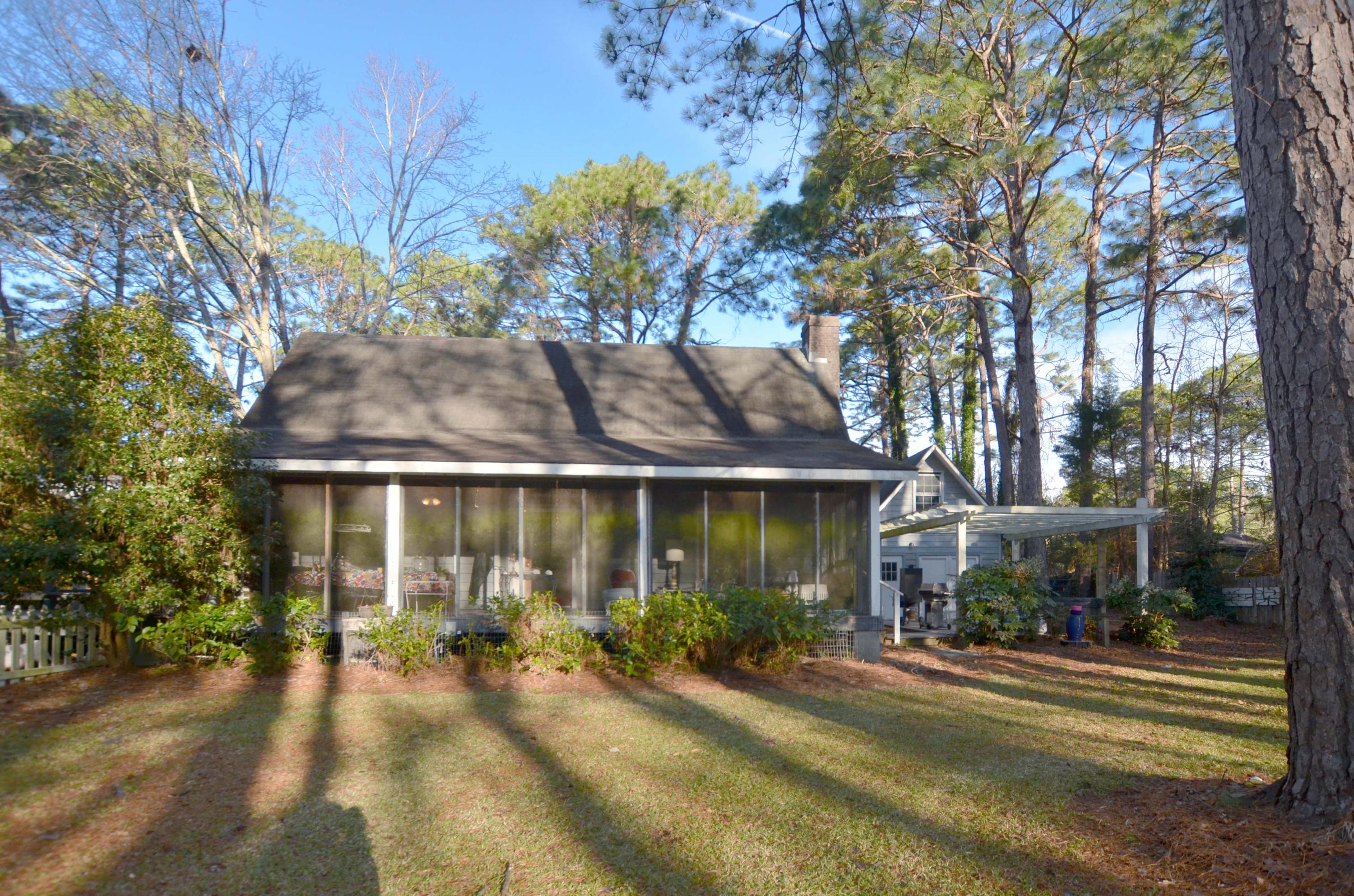 830 West Carolina Road McClellanville, SC 29458 - Photo 7 of 31 7-House