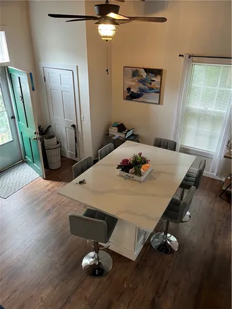$2,650 | 45 Ayrault Street, Unit C2, Newport, RI 02840