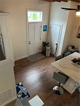 $2,650 | 45 Ayrault Street, Unit C2, Newport, RI 02840