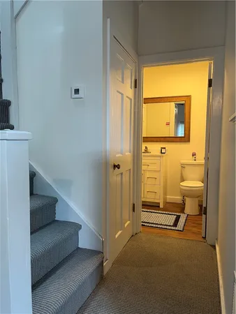 $2,650 | 45 Ayrault Street, Unit C2, Newport, RI 02840