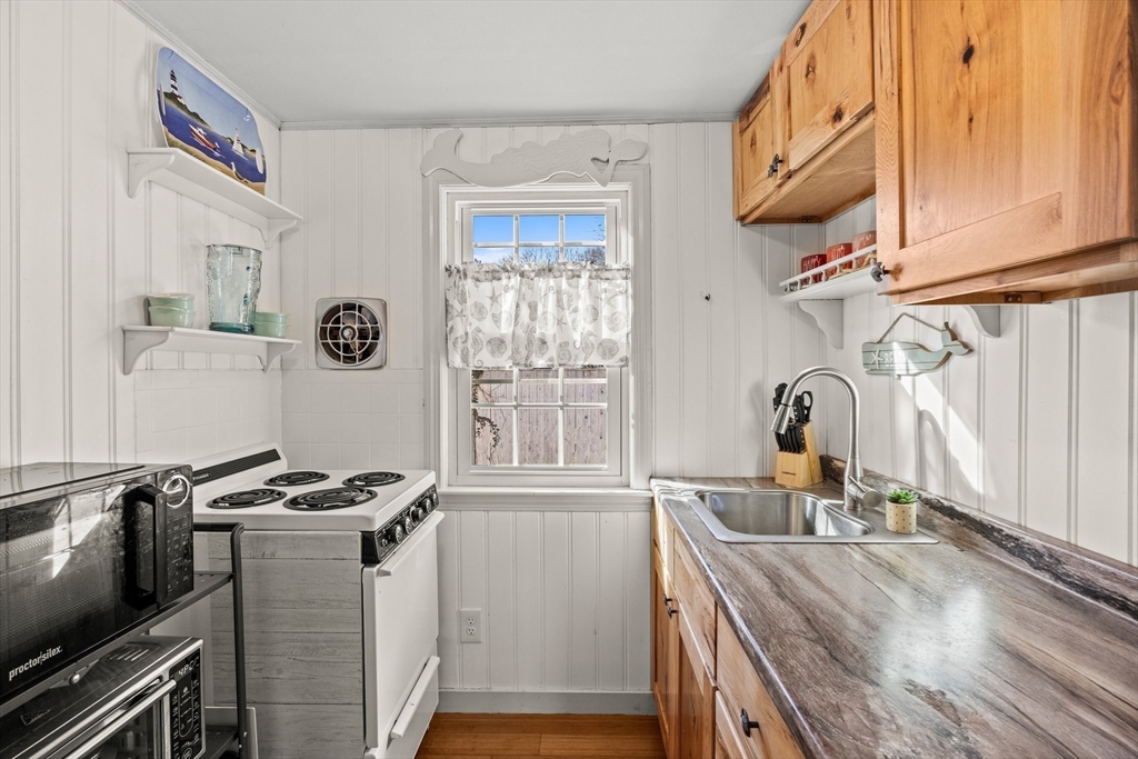 49 Lower County Road, Unit 2 Dennis, MA 02639 - Photo 8 of 18