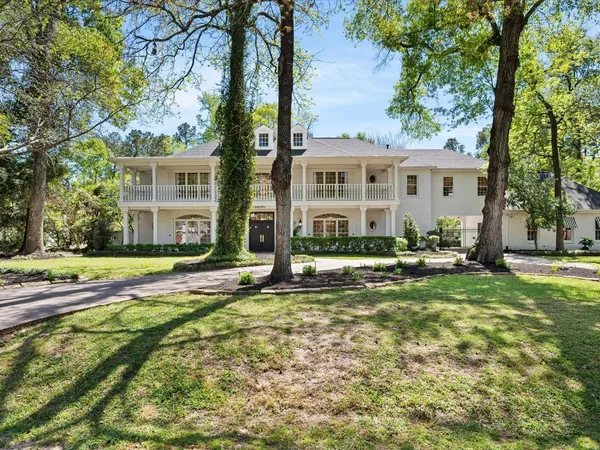 $1,650,000 | 83 South Longspur Drive, The Woodlands, TX 77380