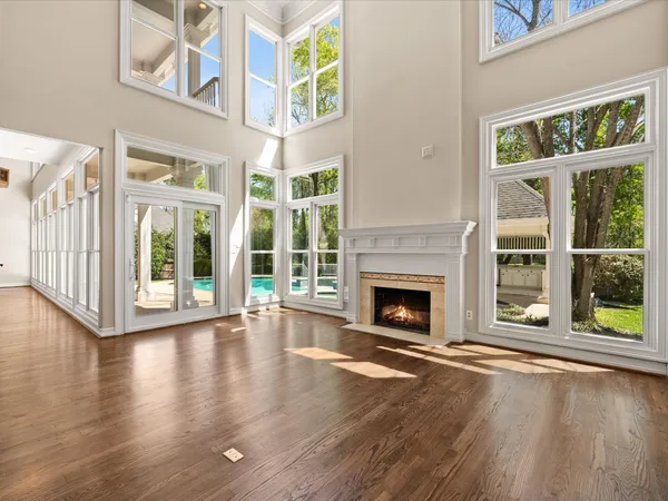 $1,650,000 | 83 South Longspur Drive, The Woodlands, TX 77380