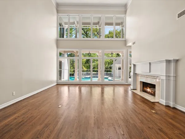 $1,650,000 | 83 South Longspur Drive, The Woodlands, TX 77380