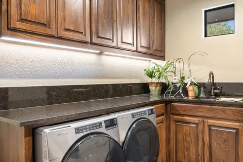 $3,500,000 | 1540 County Road 262, Georgetown, TX 78633