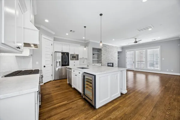 $609,000 | 415 West 16th Street, Unit D, Houston, TX 77008