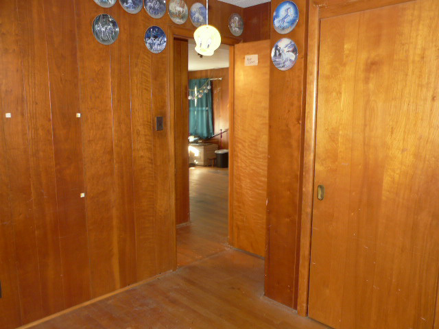 8 Cross Street Fox Lake, IL 60020 - Photo 9 of 10 a view of a hallway with elevator