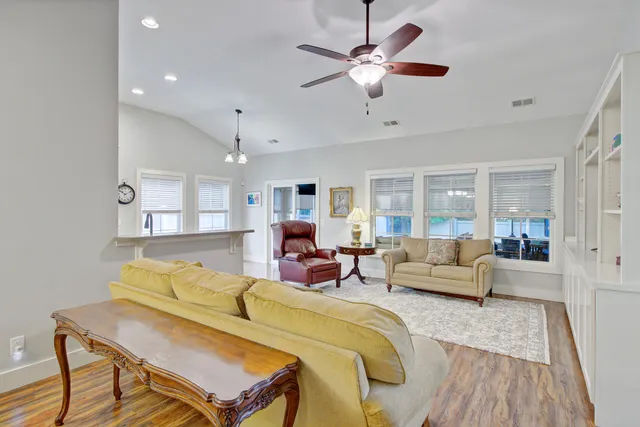 $728,000 | 2008 Welsh Pony Drive, Mount Pleasant, SC 29429