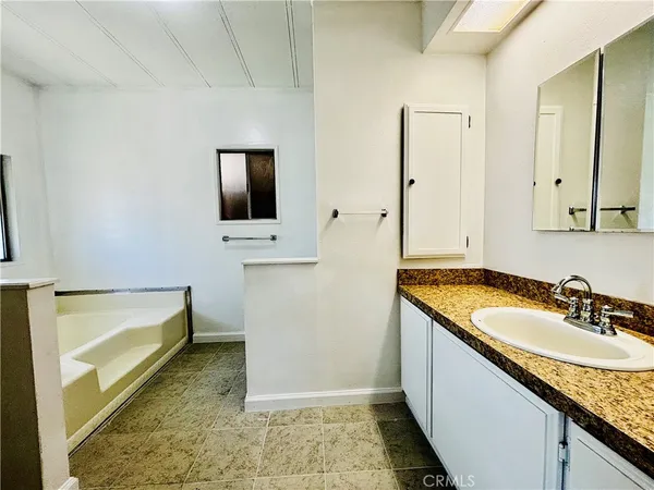 $2,650 | 30025 Alicante Drive, Homeland, CA 92548