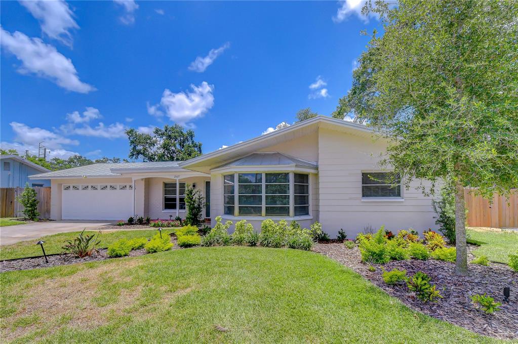 2167 Lakeview Road Clearwater, FL 33764 - Photo 33 of 34