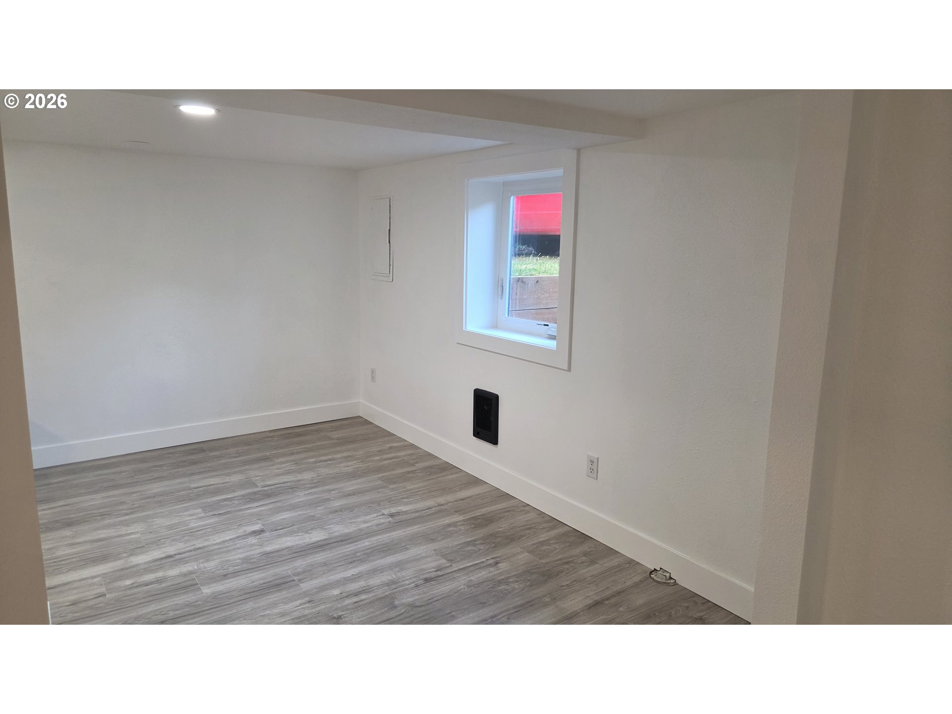 9728 Southeast Reedway Street Portland, OR 97266 - Photo 11 of 15 Bedroom