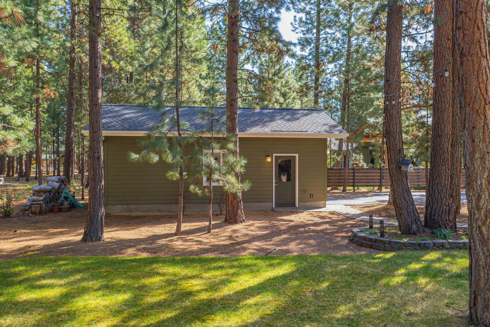 14234 Whitewater Loop La Pine, OR 97739 - Photo 48 of 62 Side view of the second garage