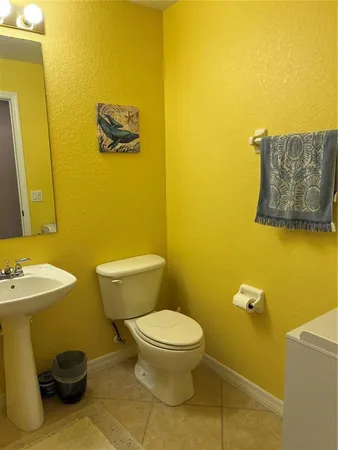 $2,950 | 1188 North Tamiami Trail, Unit 403, Sarasota, FL 34236