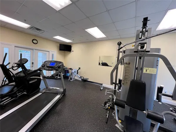 $2,950 | 1188 North Tamiami Trail, Unit 403, Sarasota, FL 34236