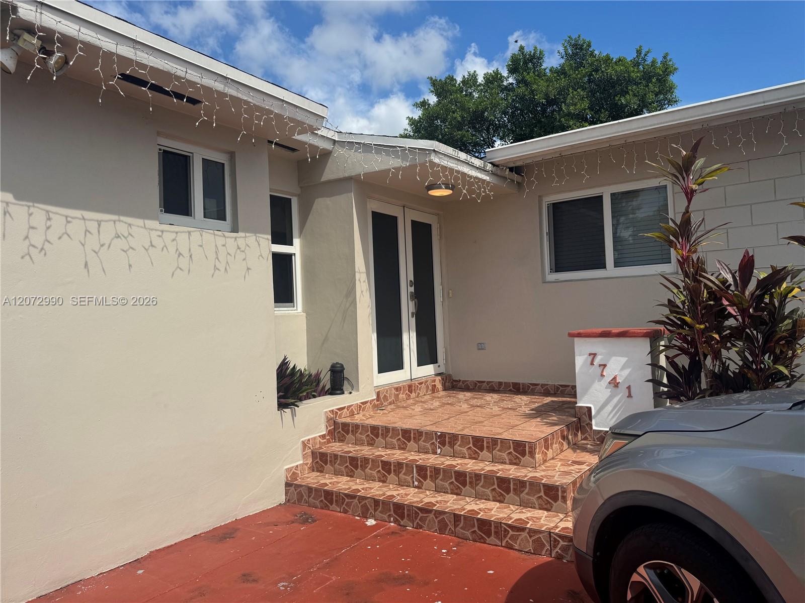 7741 Southwest 20th Street Miami, FL 33155 - Photo 17 of 27 Gallery Image 17