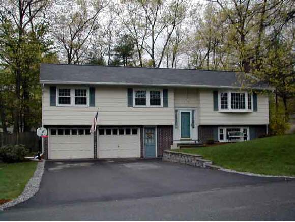 10 Century Road Nashua, NH 03064 - Photo 1 of 5