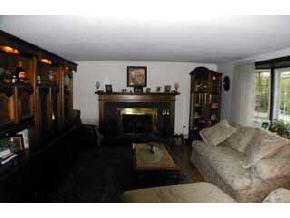 10 Century Road Nashua, NH 03064 - Photo 3 of 5