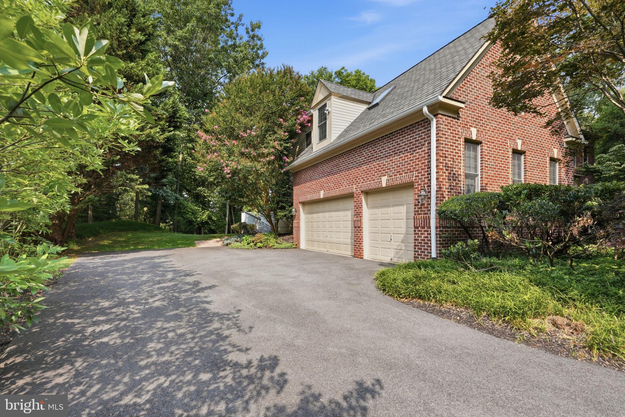 11640 Piney Spring Lane Potomac, MD 20854 - Photo 38 of 38 2 Car Side Loading Garage