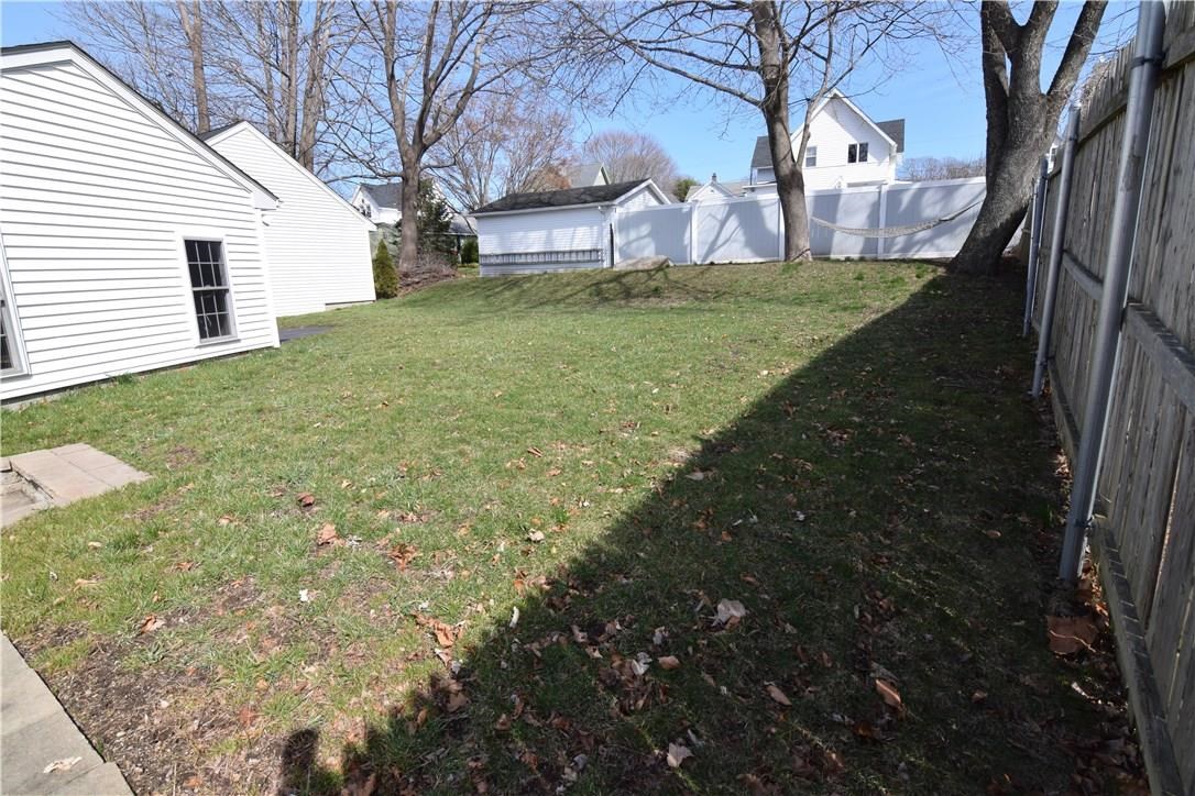 12 Spring Street Westerly, RI 02891 - Photo 8 of 38