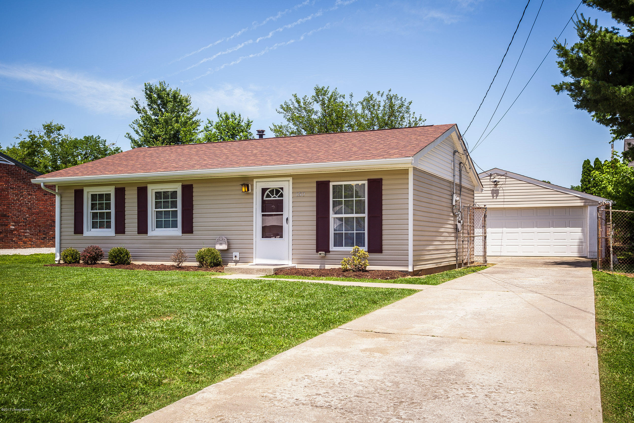150 Meadowood Road Louisville, KY 40229 - Photo 1 of 25 150 Meadowood Rd-01