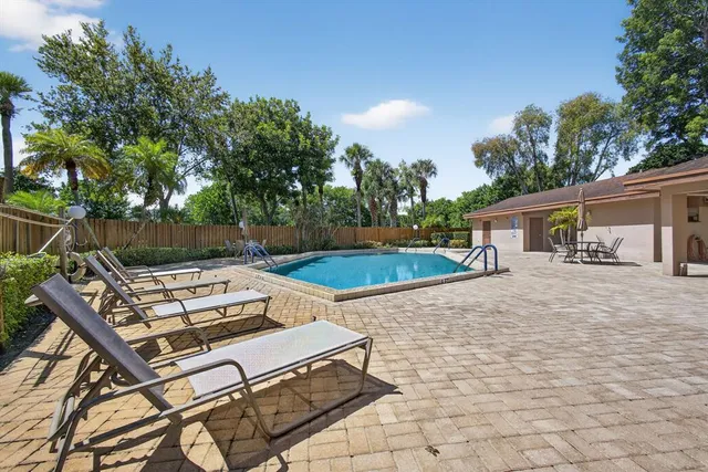 $3,800 | 4770 Fountains Drive South, Unit 104, Lake Worth, FL 33467