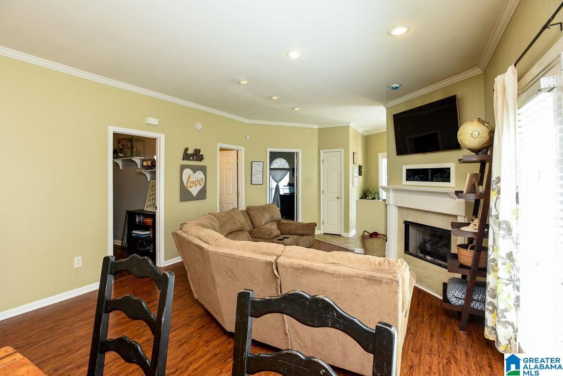 401 Cambrian Ridge Drive Pelham, AL 35124 - Photo 7 of 24