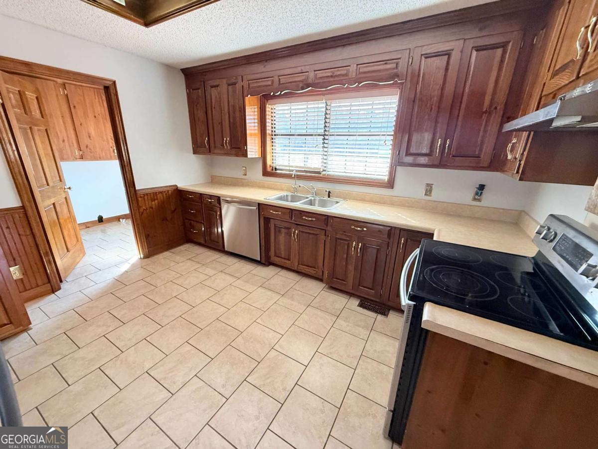 1504 West Golden Road Tifton, GA 31794 - Photo 24 of 34
