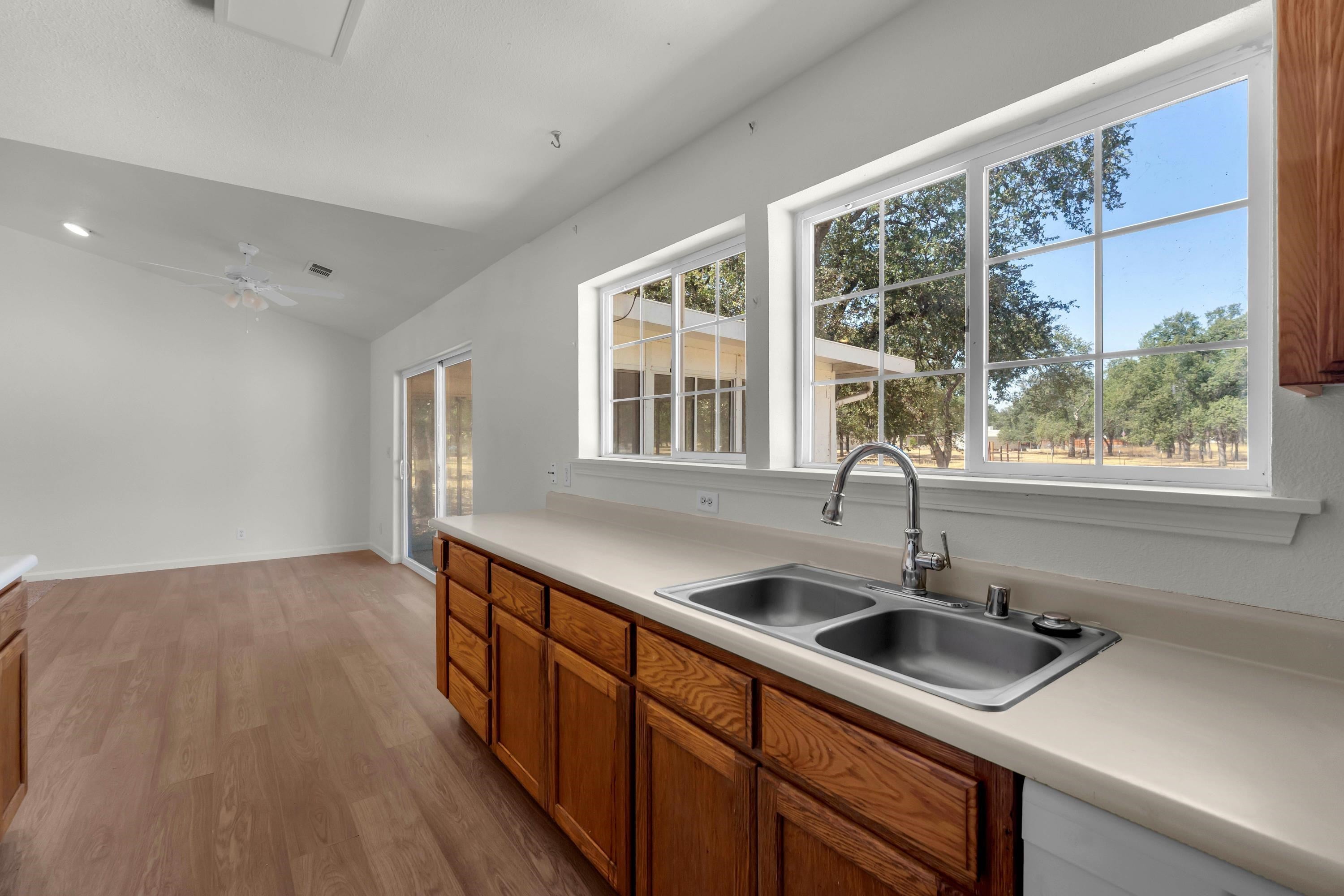 7487 White Oak Road Corning, CA 96021 - Photo 12 of 36 Gallery Image 12