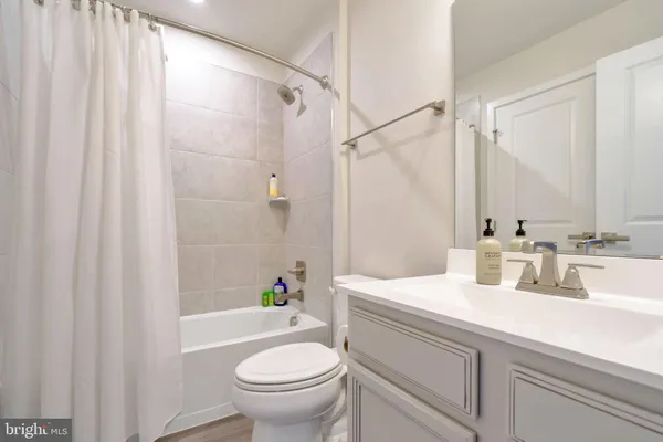 $3,200 | 2816 Arts Vista Boulevard, Suitland, MD 20746