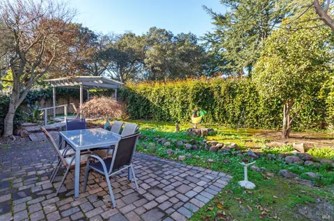 $825,000 | 191 Theodor Lane, Sonoma, CA 95476