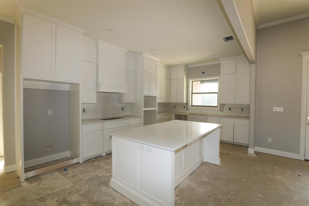 16445 Cooper Way Flint, TX 75762 - Photo 11 of 28 a kitchen with a sink stove and refrigerator
