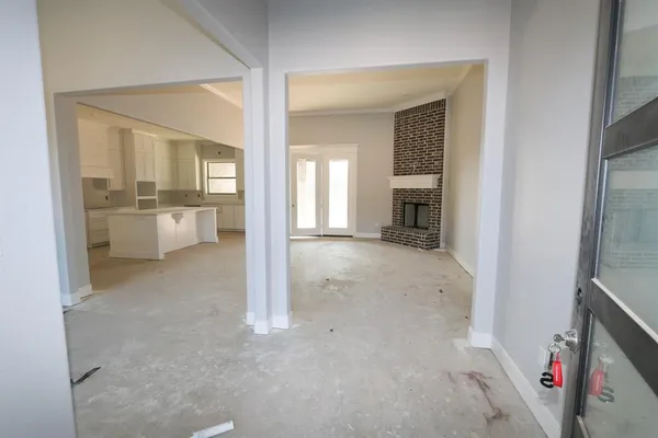a view of a storage & utility room
