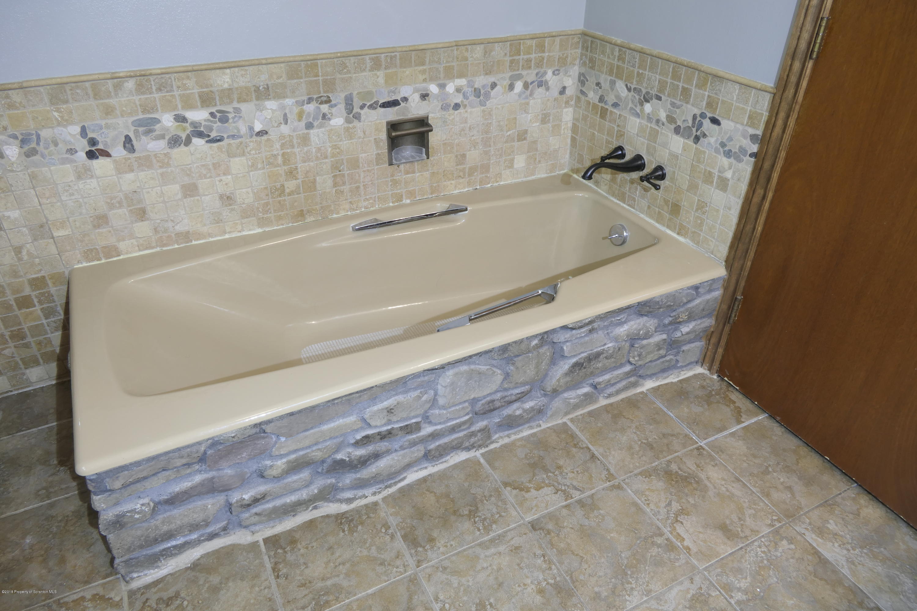 223 Fuller Road Dalton, PA 18414 - Photo 28 of 97 Gallery Image 28