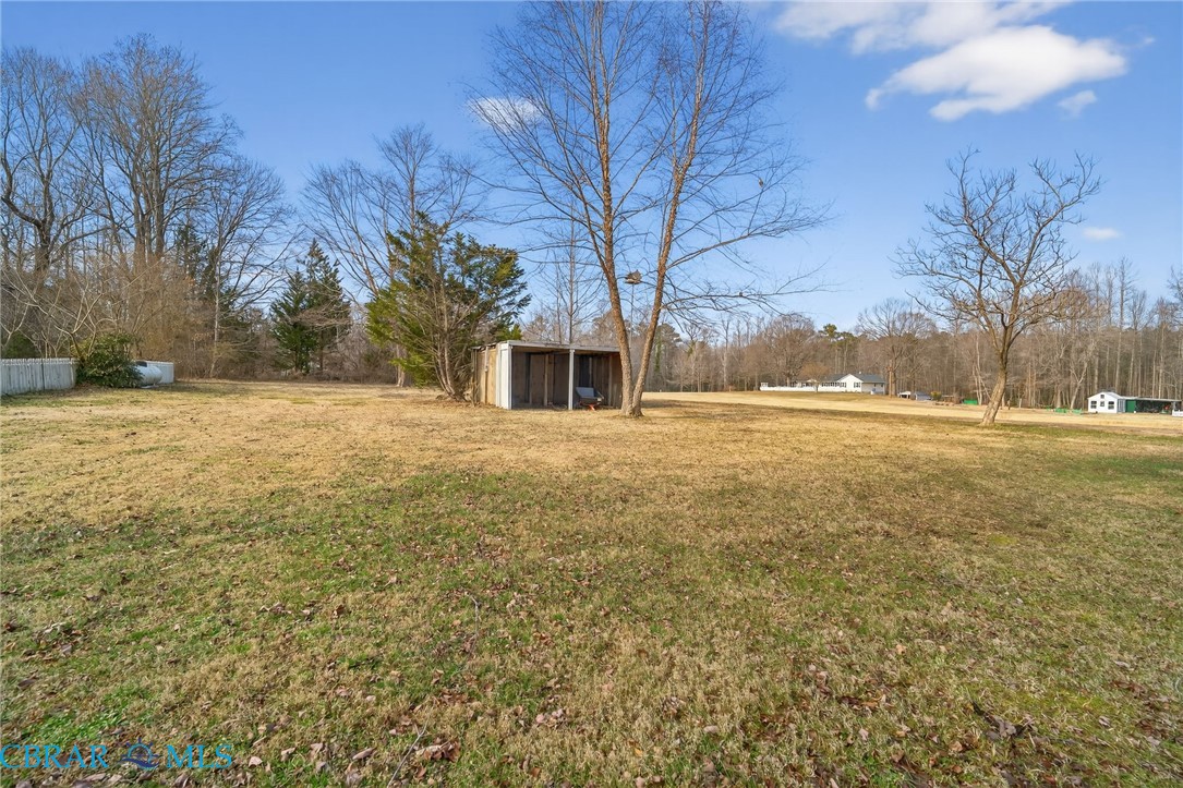 10083 Burkes Pond Road North, VA 23128 - Photo 31 of 38