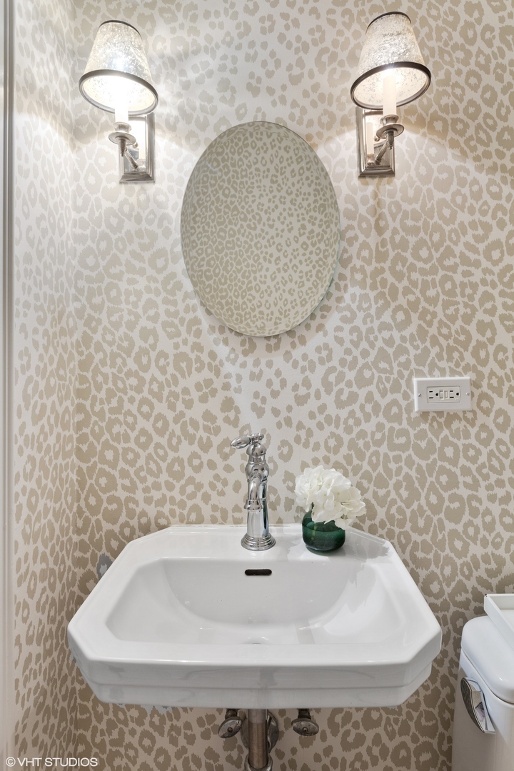 956 Westmoor Road Winnetka, IL 60093 - Photo 18 of 38