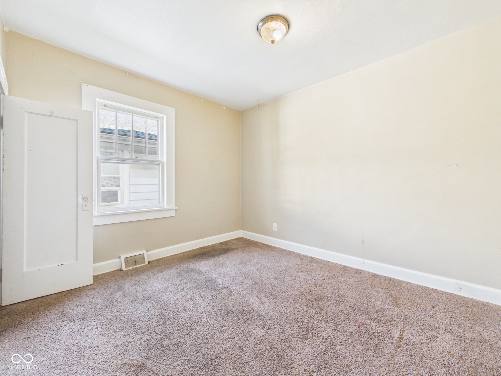 620 East 29th Street Anderson, IN 46016 - Photo 17 of 24 Gallery Image 17
