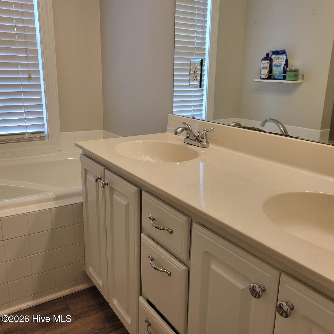 451 Tucker Road Grimesland, NC 27837 - Photo 18 of 26 451 double sink