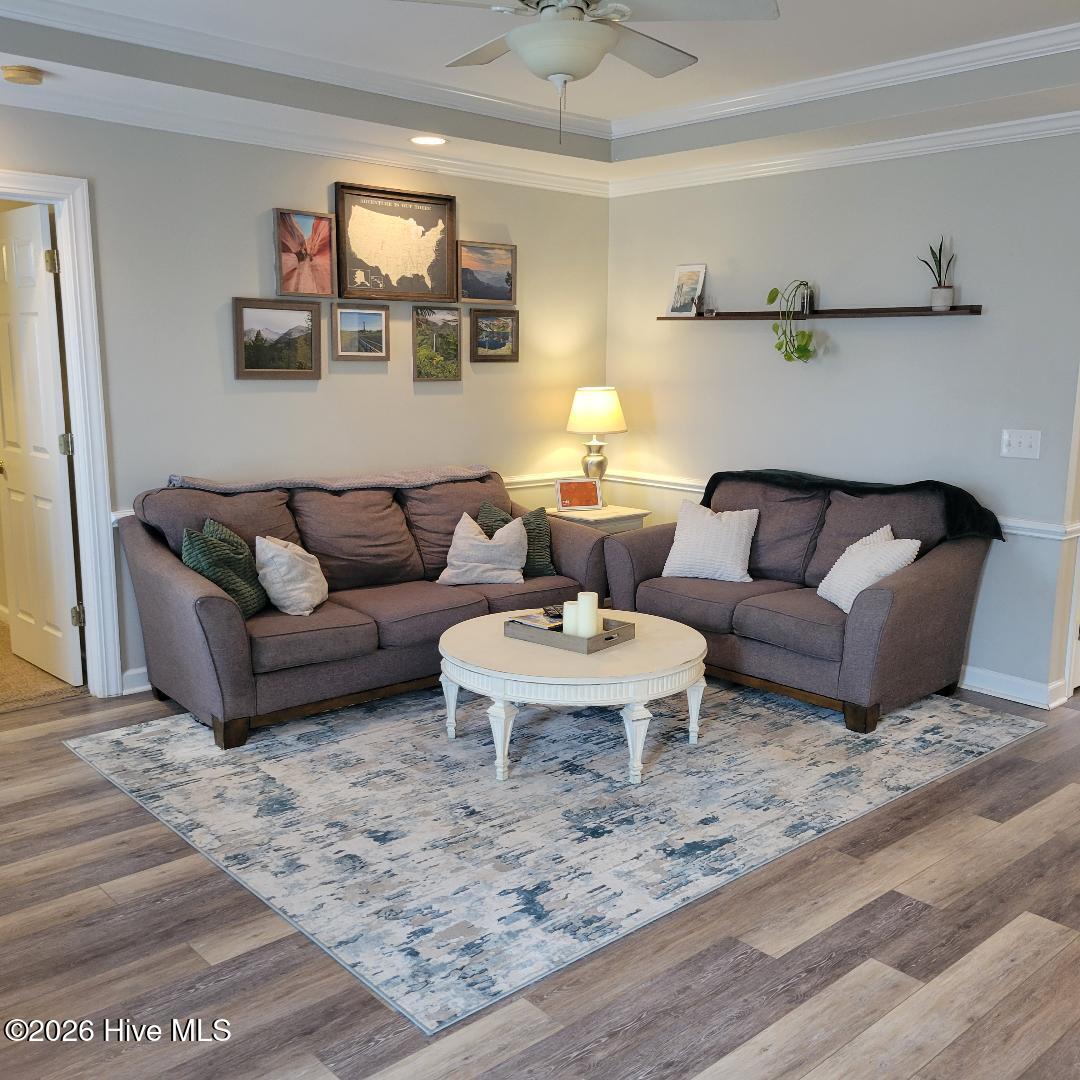 451 Tucker Road Grimesland, NC 27837 - Photo 10 of 26 451 great room