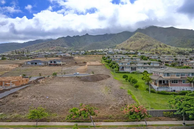 $695,000 | 124 Hopoi Place, Wailuku, HI 96793