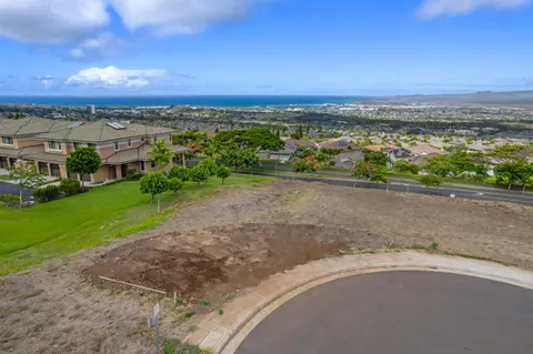 $695,000 | 124 Hopoi Place, Wailuku, HI 96793