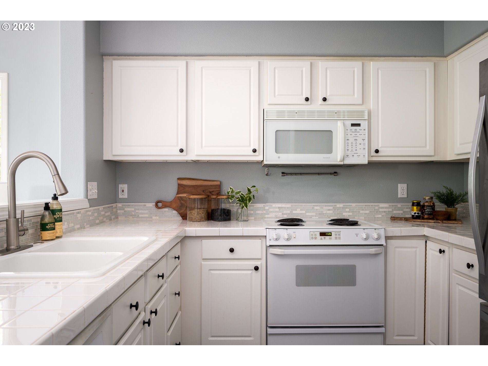 10325 Southwest Denney Road Beaverton, OR 97008 - Photo 11 of 30 Gallery Image 11
