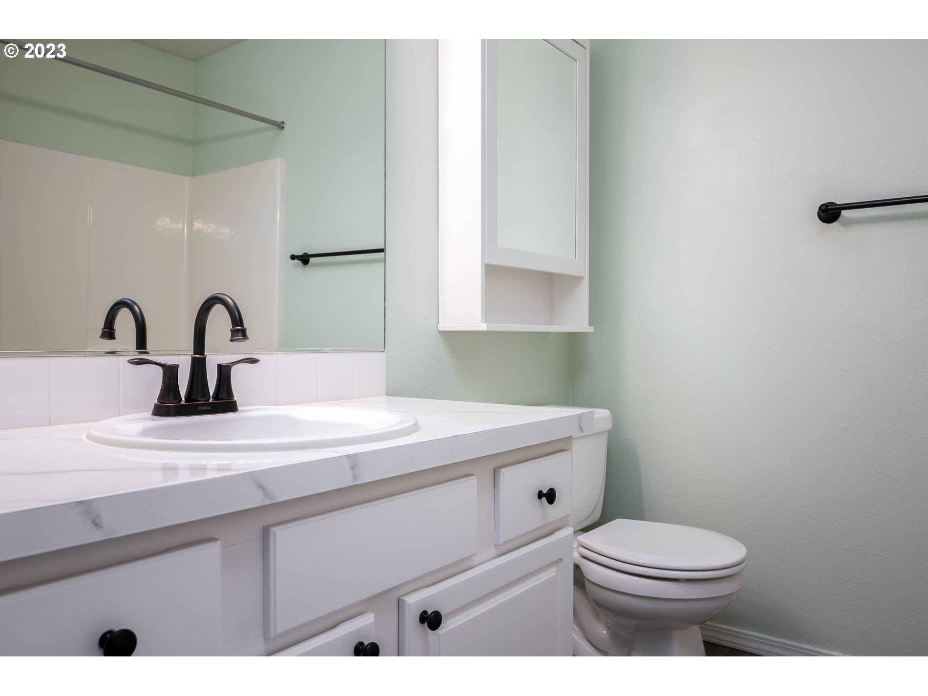 10325 Southwest Denney Road Beaverton, OR 97008 - Photo 22 of 30 Gallery Image 22