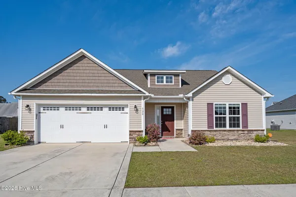 $1,850 | 320 Aquamarine Circle, Jacksonville, NC 28546