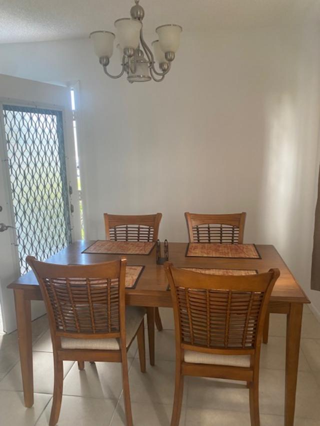 481 Normandy Lane Delray Beach, FL 33484 - Photo 11 of 15 din