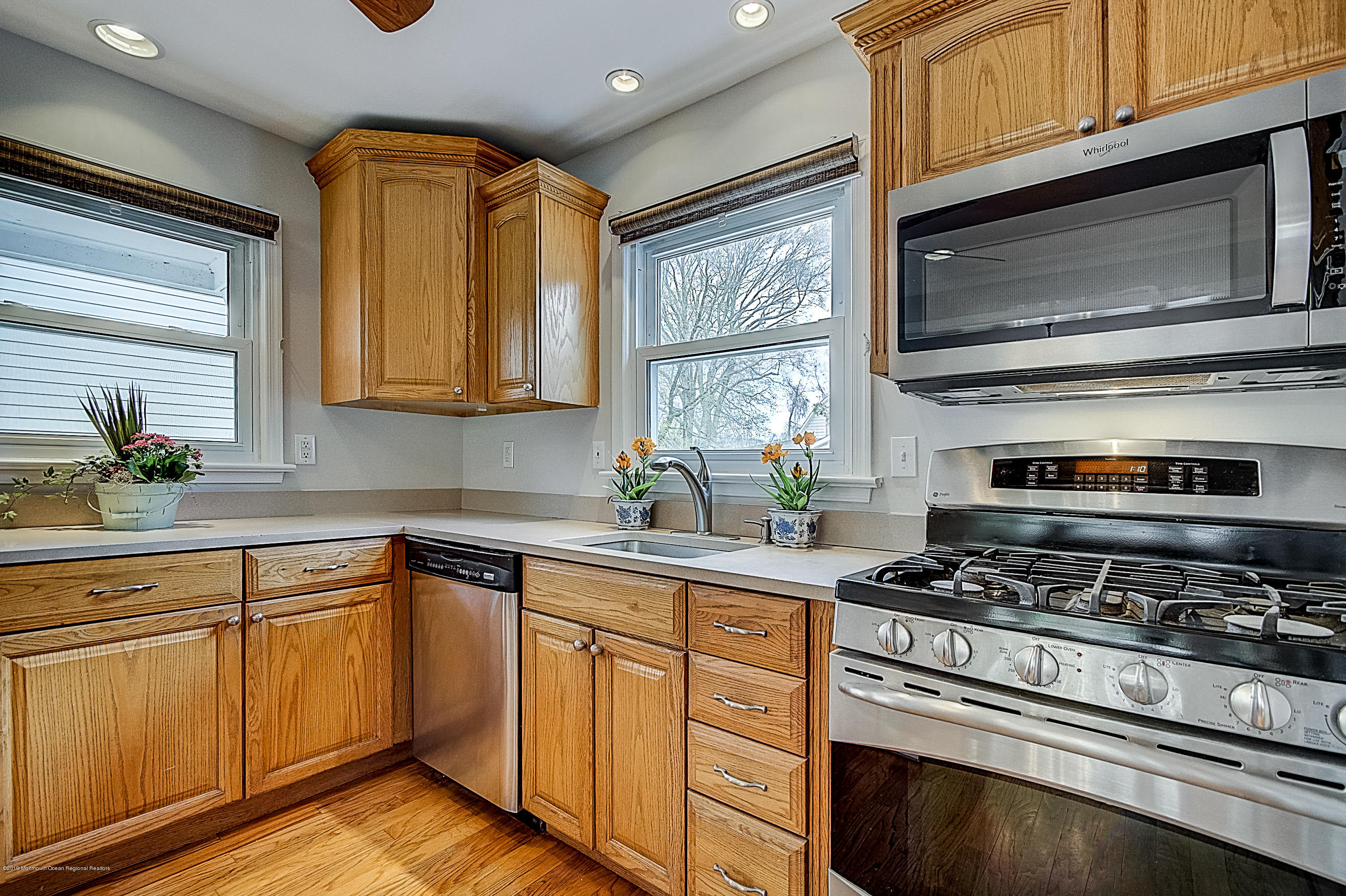 94 Applegate Street Red Bank, NJ 07701 - Photo 22 of 69 Applegate St - For Print _ 20