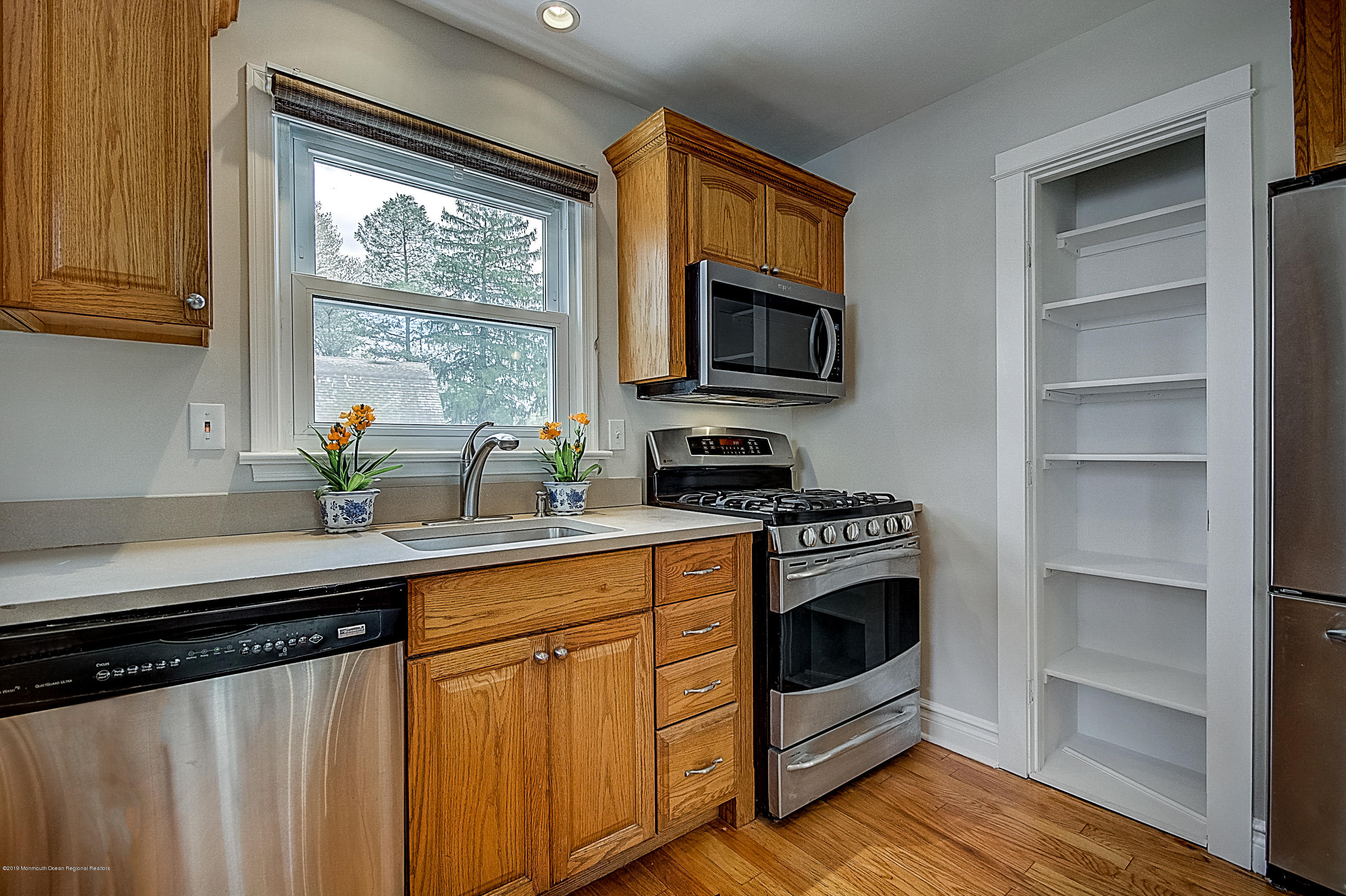 94 Applegate Street Red Bank, NJ 07701 - Photo 23 of 69 Applegate St - For Print _ 21