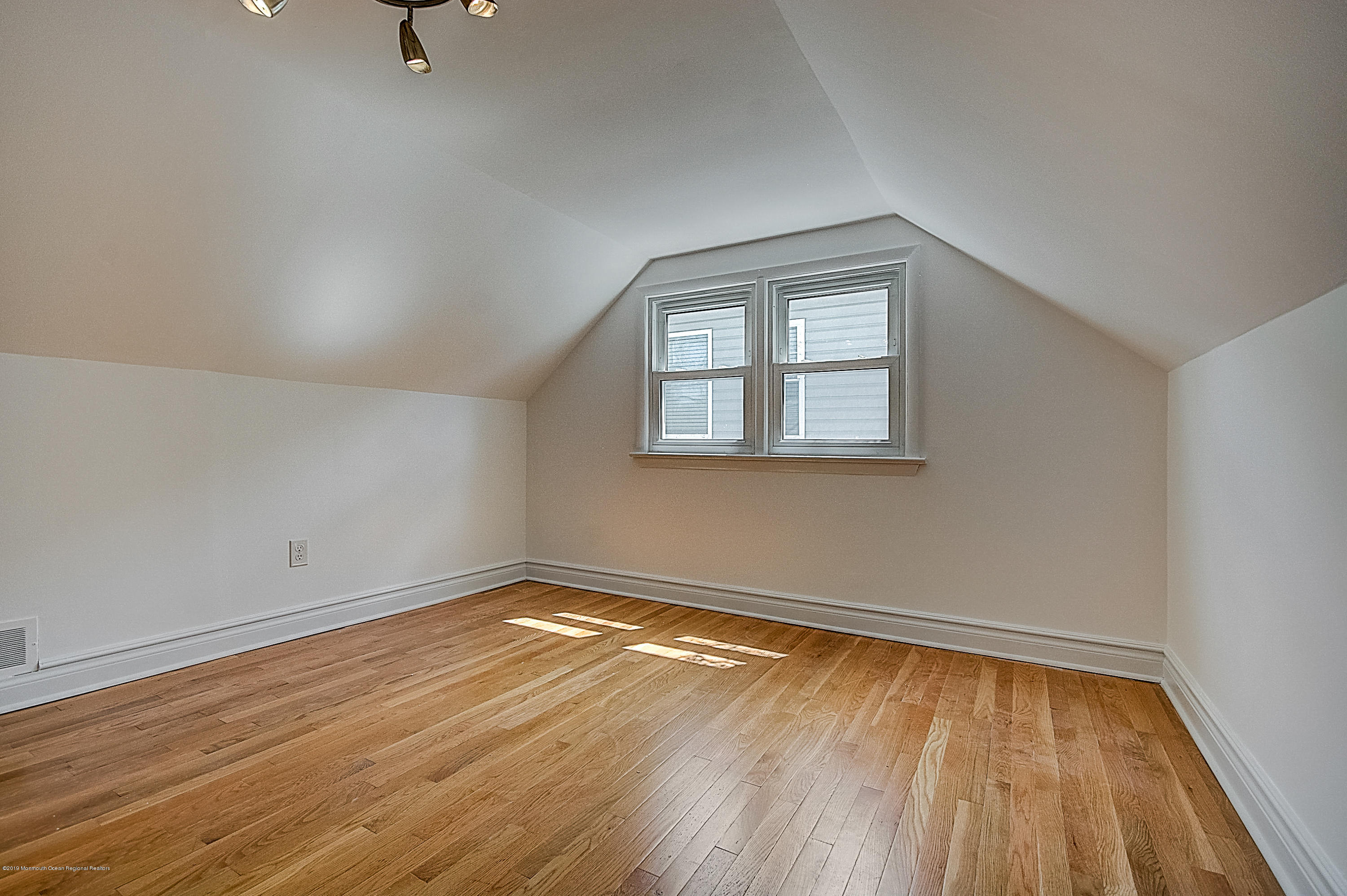 94 Applegate Street Red Bank, NJ 07701 - Photo 45 of 69 Applegate St - For Print _ 50
