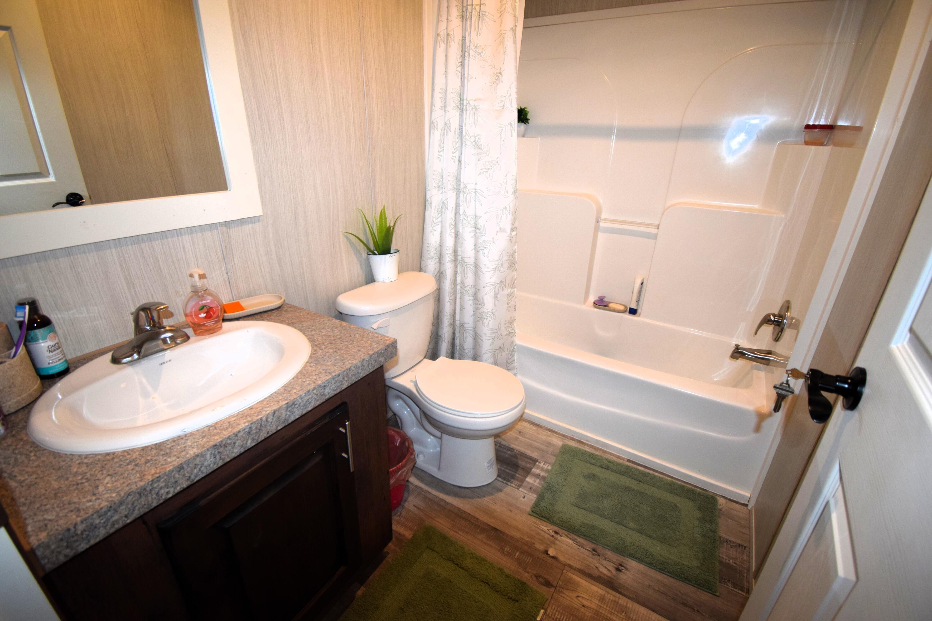 6583 Bill Lundy Road Laurel Hill, FL 32567 - Photo 18 of 22 Bathroom 3
