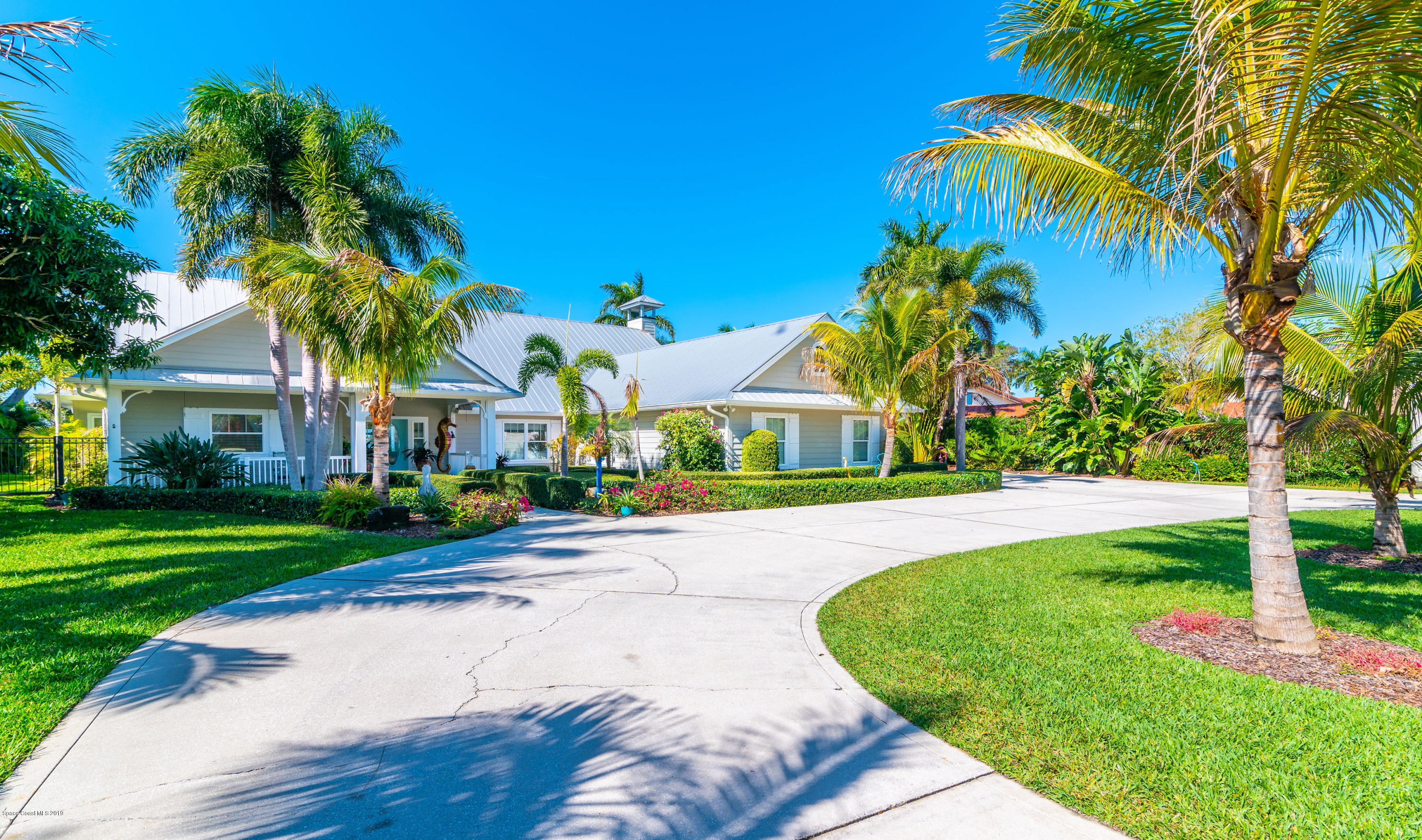 800 South Riverside Drive Indialantic, FL 32903 - Photo 25 of 54 Circular Drive